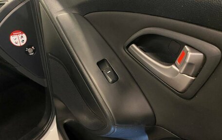 Hyundai ix35 I рестайлинг, 2011 год, 1 078 000 рублей, 26 фотография