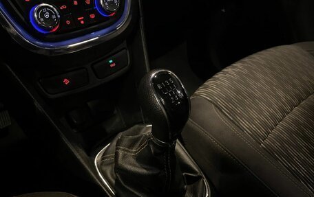 Opel Mokka I, 2013 год, 919 000 рублей, 30 фотография