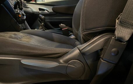 Opel Mokka I, 2013 год, 919 000 рублей, 33 фотография