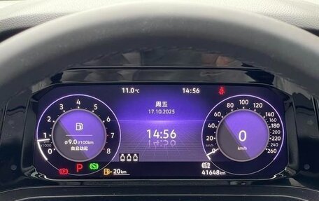 Volkswagen Golf VIII, 2021 год, 1 999 999 рублей, 8 фотография