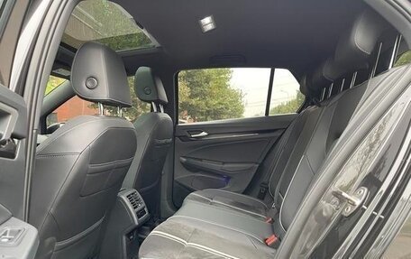 Volkswagen Golf VIII, 2021 год, 1 999 999 рублей, 12 фотография