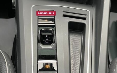 Volkswagen Golf VIII, 2021 год, 1 999 999 рублей, 15 фотография