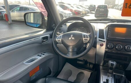 Mitsubishi Pajero Sport II рестайлинг, 2010 год, 1 299 999 рублей, 14 фотография
