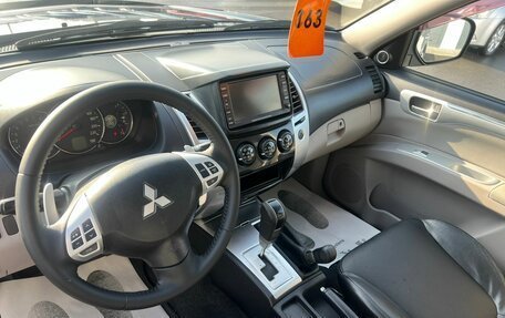 Mitsubishi Pajero Sport II рестайлинг, 2010 год, 1 299 999 рублей, 11 фотография