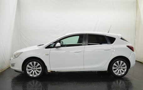 Opel Astra J, 2011 год, 638 000 рублей, 8 фотография
