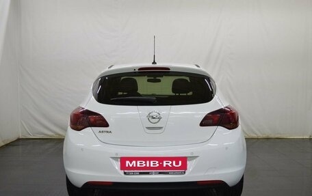 Opel Astra J, 2011 год, 638 000 рублей, 6 фотография