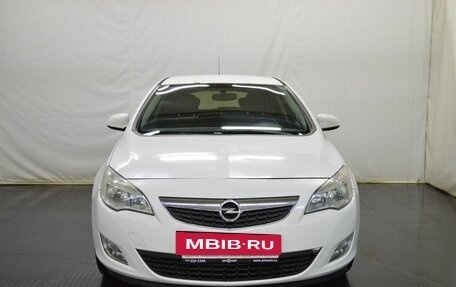 Opel Astra J, 2011 год, 638 000 рублей, 2 фотография