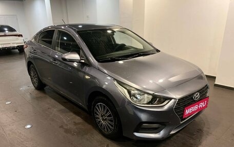 Hyundai Solaris II рестайлинг, 2018 год, 965 000 рублей, 1 фотография