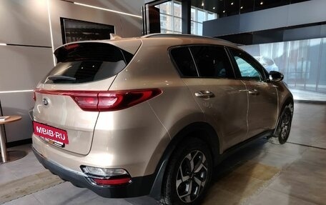 KIA Sportage IV рестайлинг, 2020 год, 2 329 000 рублей, 4 фотография