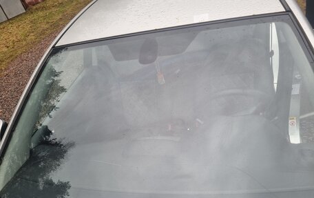 Toyota Avensis III рестайлинг, 2005 год, 870 000 рублей, 25 фотография