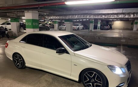 Mercedes-Benz E-Класс, 2012 год, 1 495 000 рублей, 3 фотография