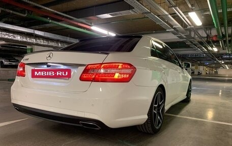 Mercedes-Benz E-Класс, 2012 год, 1 495 000 рублей, 5 фотография