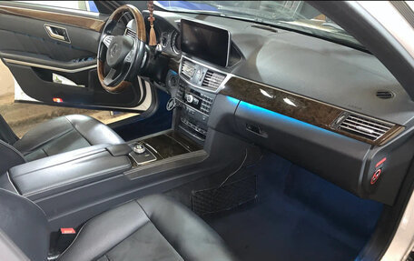 Mercedes-Benz E-Класс, 2012 год, 1 495 000 рублей, 15 фотография