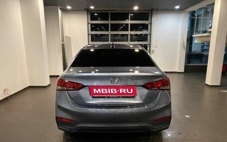 Hyundai Solaris II рестайлинг, 2018 год, 965 000 рублей, 4 фотография
