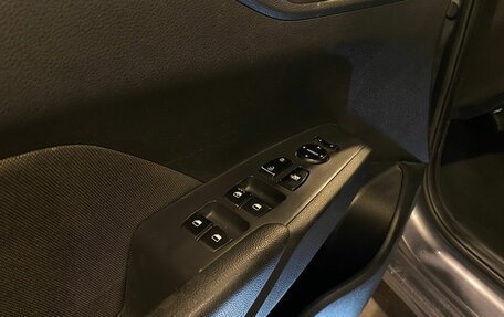 Hyundai Solaris II рестайлинг, 2018 год, 965 000 рублей, 22 фотография