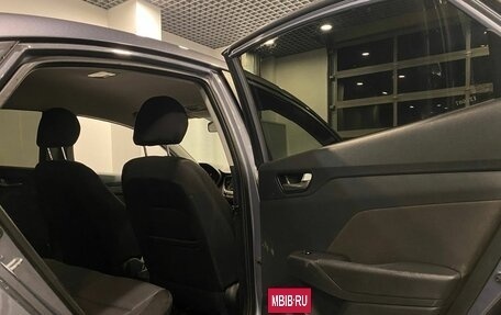 Hyundai Solaris II рестайлинг, 2018 год, 965 000 рублей, 26 фотография