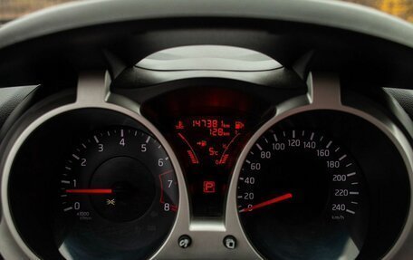 Nissan Juke II, 2013 год, 1 055 000 рублей, 23 фотография