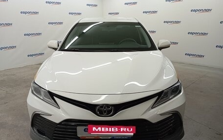 Toyota Camry, 2021 год, 2 090 000 рублей, 2 фотография