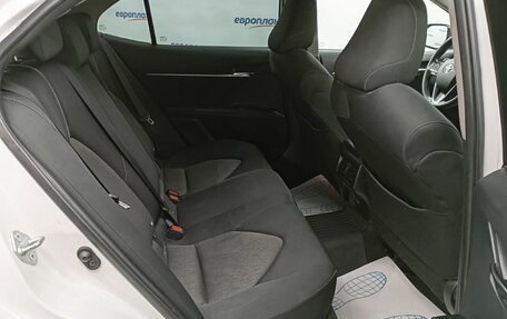 Toyota Camry, 2021 год, 2 090 000 рублей, 15 фотография