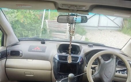 Mitsubishi Chariot III, 2001 год, 260 000 рублей, 3 фотография