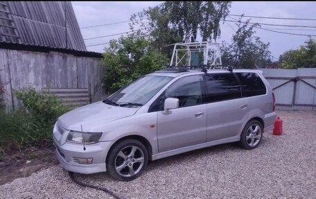 Mitsubishi Chariot III, 2001 год, 260 000 рублей, 2 фотография