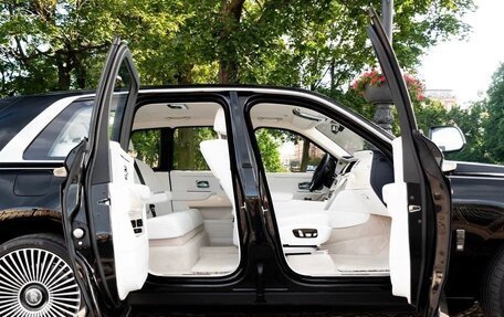 Rolls-Royce Cullinan, 2021 год, 39 490 000 рублей, 8 фотография