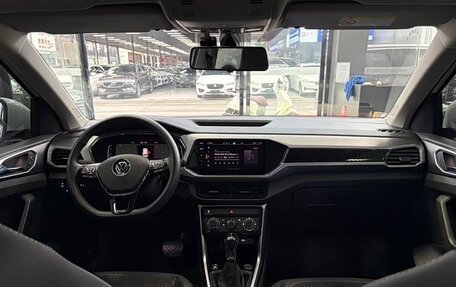 Volkswagen T-Cross I, 2022 год, 1 612 621 рублей, 12 фотография