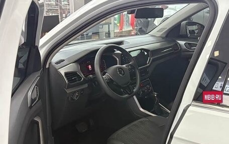 Volkswagen T-Cross I, 2022 год, 1 612 621 рублей, 8 фотография