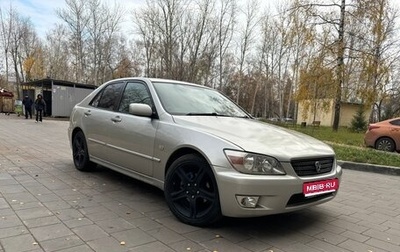 Toyota Altezza, 2002 год, 700 000 рублей, 1 фотография