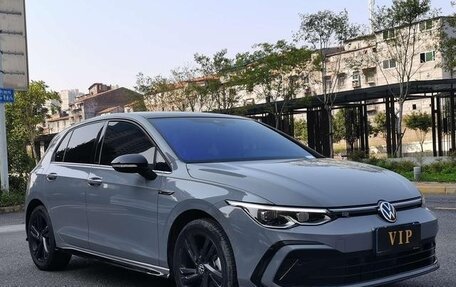 Volkswagen Golf VIII, 2021 год, 1 380 000 рублей, 3 фотография