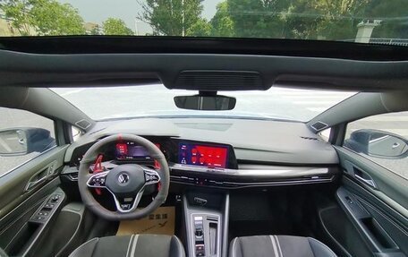 Volkswagen Golf VIII, 2021 год, 1 380 000 рублей, 9 фотография