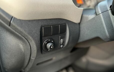 Peugeot Partner II рестайлинг 2, 2016 год, 940 000 рублей, 12 фотография