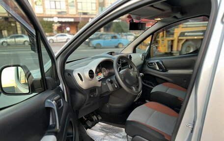 Peugeot Partner II рестайлинг 2, 2016 год, 940 000 рублей, 9 фотография