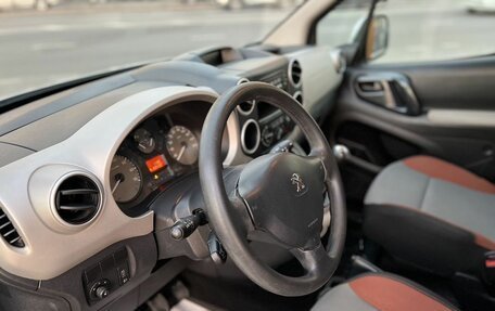 Peugeot Partner II рестайлинг 2, 2016 год, 940 000 рублей, 10 фотография