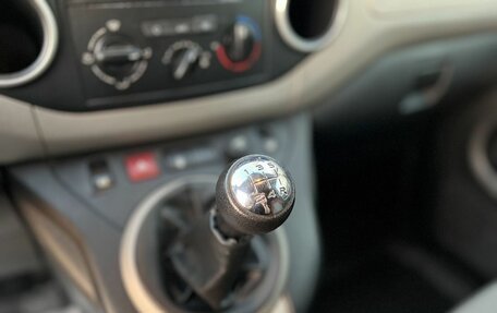 Peugeot Partner II рестайлинг 2, 2016 год, 940 000 рублей, 16 фотография