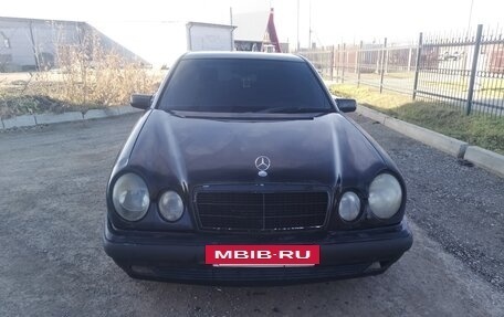 Mercedes-Benz E-Класс, 1997 год, 259 000 рублей, 8 фотография