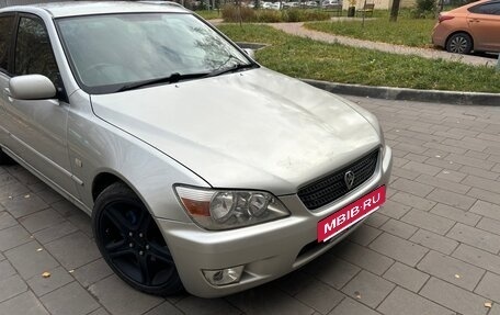 Toyota Altezza, 2002 год, 700 000 рублей, 3 фотография