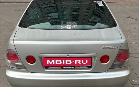 Toyota Altezza, 2002 год, 700 000 рублей, 6 фотография