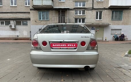 Toyota Altezza, 2002 год, 700 000 рублей, 5 фотография