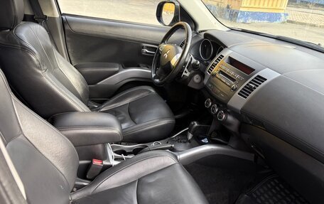 Mitsubishi Outlander III рестайлинг 3, 2010 год, 1 230 000 рублей, 5 фотография