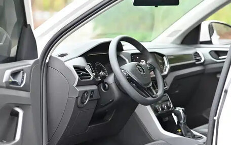 Volkswagen T-Cross I, 2021 год, 1 320 000 рублей, 7 фотография