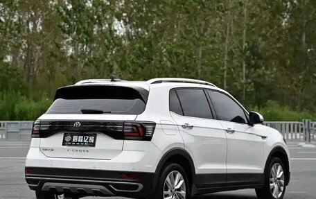 Volkswagen T-Cross I, 2021 год, 1 320 000 рублей, 6 фотография