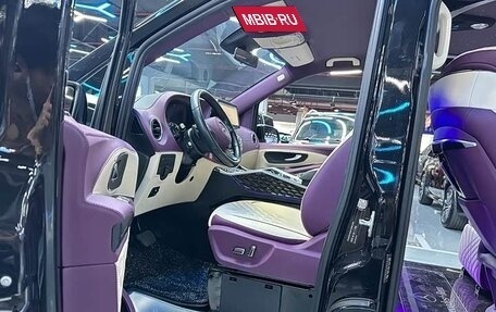 Mercedes-Benz V-Класс, 2022 год, 3 450 000 рублей, 7 фотография