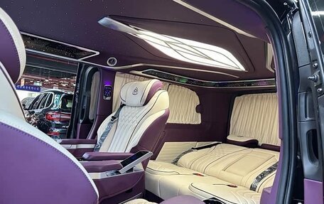 Mercedes-Benz V-Класс, 2022 год, 3 450 000 рублей, 9 фотография