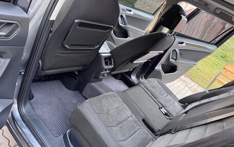 Volkswagen Tiguan II, 2019 год, 2 999 999 рублей, 12 фотография