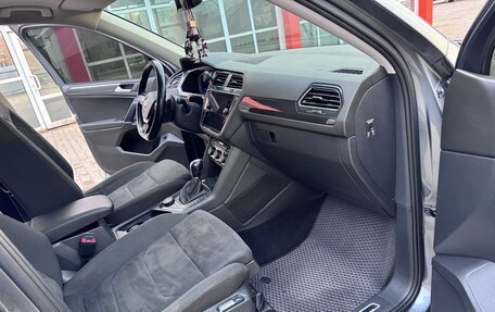 Volkswagen Tiguan II, 2019 год, 2 999 999 рублей, 16 фотография