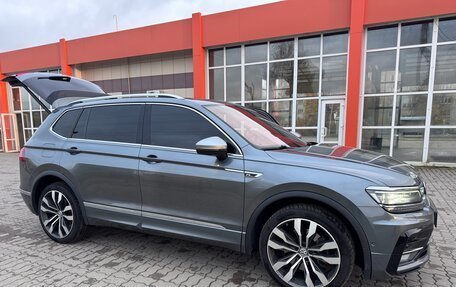 Volkswagen Tiguan II, 2019 год, 2 999 999 рублей, 30 фотография