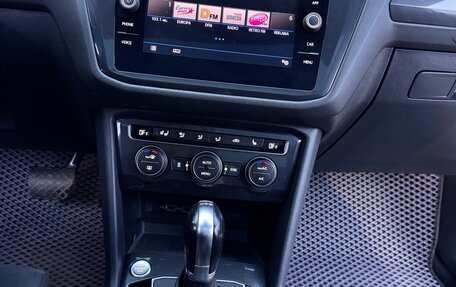 Volkswagen Tiguan II, 2019 год, 2 999 999 рублей, 31 фотография