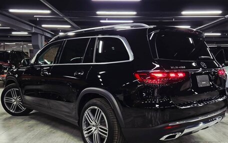 Mercedes-Benz GLS, 2023 год, 15 800 000 рублей, 2 фотография