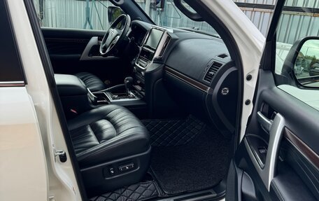 Toyota Land Cruiser 200, 2019 год, 9 500 000 рублей, 3 фотография